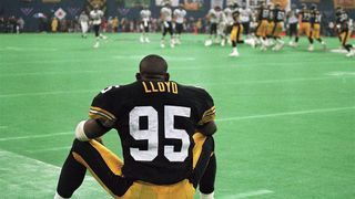 Steelers' Greg Lloyd Flipped Off The Broncos Bench After Being Ejected For Hitting A Referee "That Began The Crazy Man" (Steelers News). Photo by AP